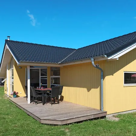 Holiday home Vital - Gbe122 By Interhome